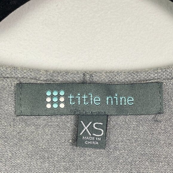 Title Nine Twist Knot Front Pullover Sweater XS Gray Crop - Picture 4 of 10